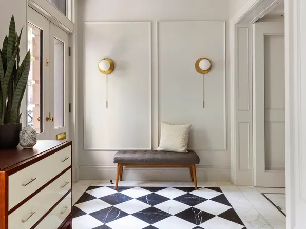 354 West 20th Street image 5 of 25