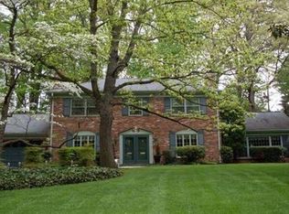 7403 Fort Hunt Rd, Alexandria, VA 22307