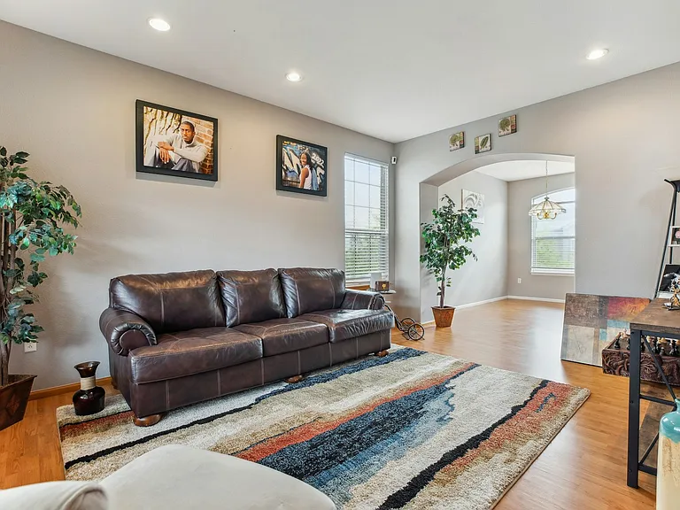 5751 S Truckee St — Photo 11