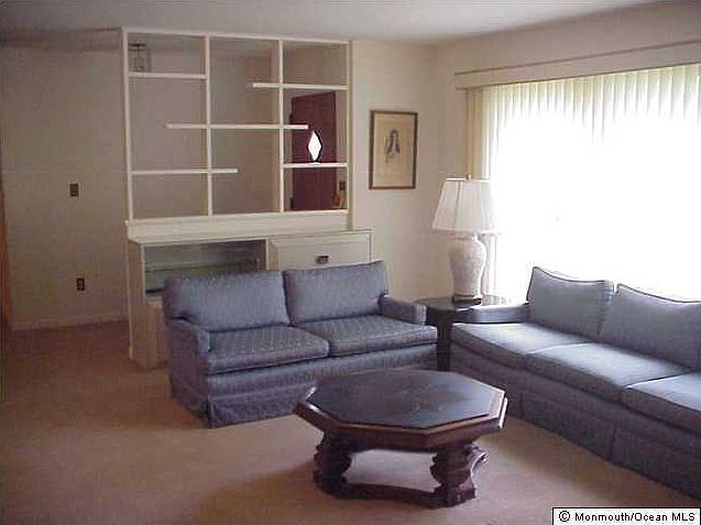 2nd image of 212 S Lincoln Avenue