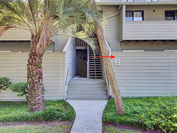 3rd image of 1152 Village Creek Ln #902