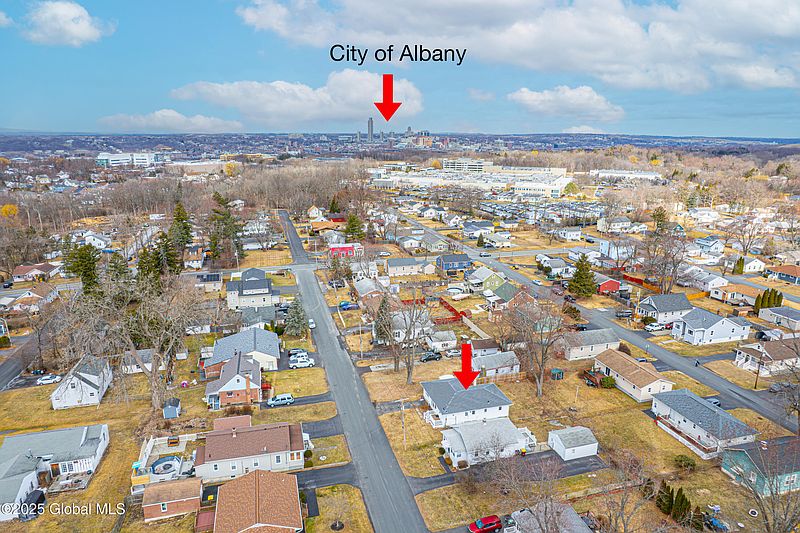 2nd image of 26 New Jersey Avenue