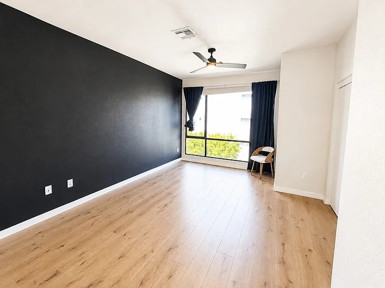 604 Palisade Dr — Photo 9