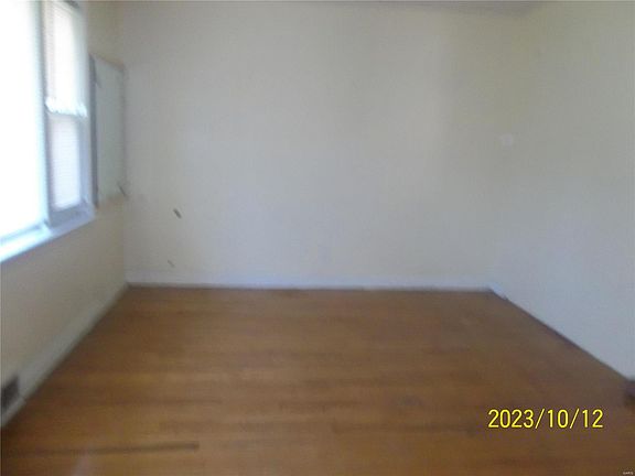 2nd image of 1131 Astoria Dr