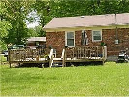 2nd image of 240 Cherry Ln