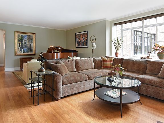 5th image of 100 Ardsley Ave W #2B