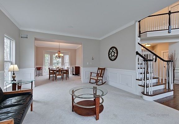 5th image of 1121 Vineyard Dr