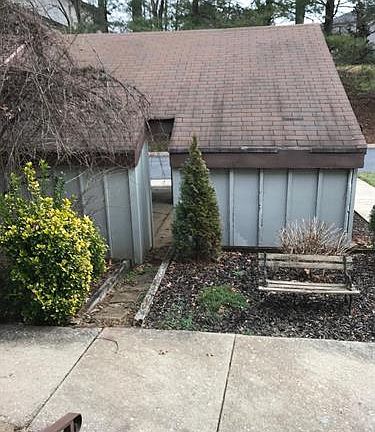 5th image of 20100 Larkspur Ct