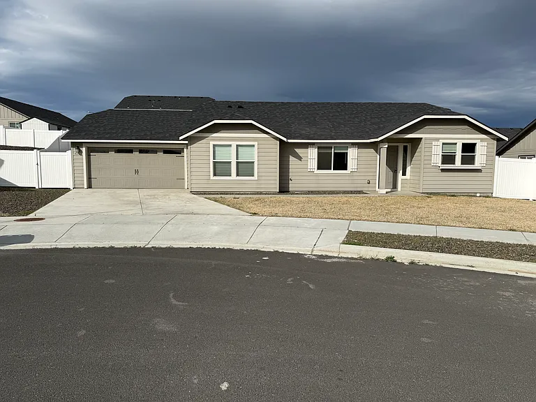 4272 W Wood Ct — Photo 1