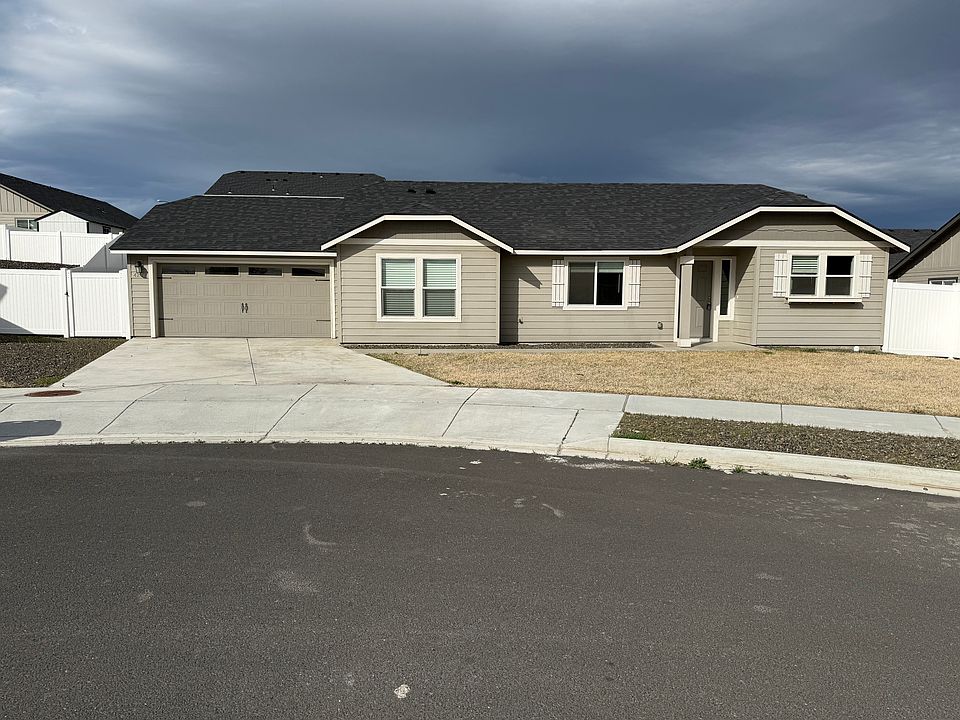 1st image of 4272 W Wood Ct