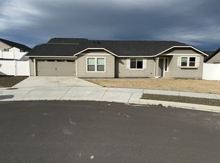 4272 W Wood Ct, Moses Lake, WA 98837