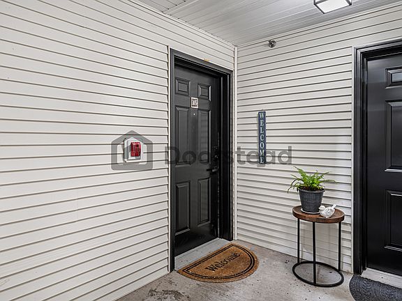 3rd image of 23420 SE Black Nugget Rd Unit A105