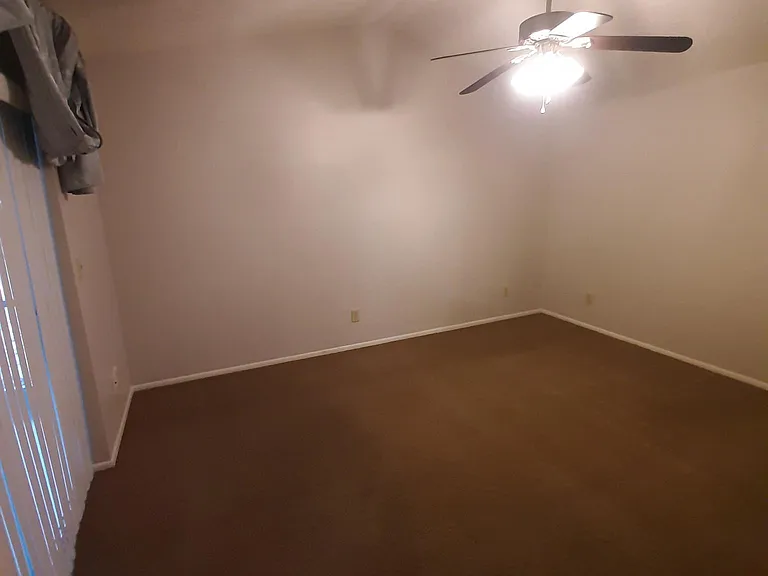 1811 Tarah Trace Dr — Photo 14