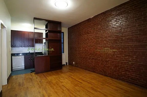 Rented by Bohemia Realty Group | media 31