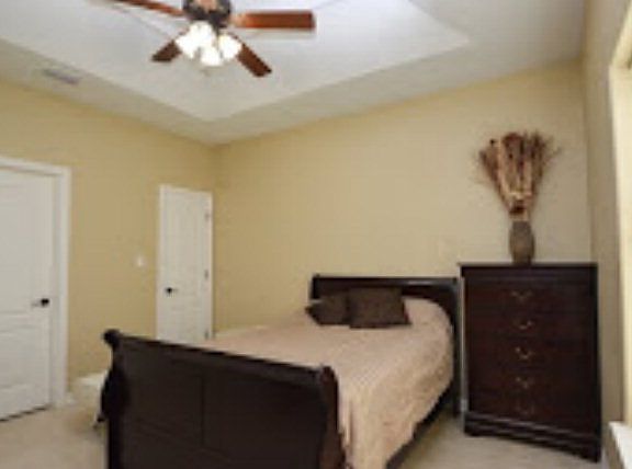3rd image of 2606 Ivy Ave