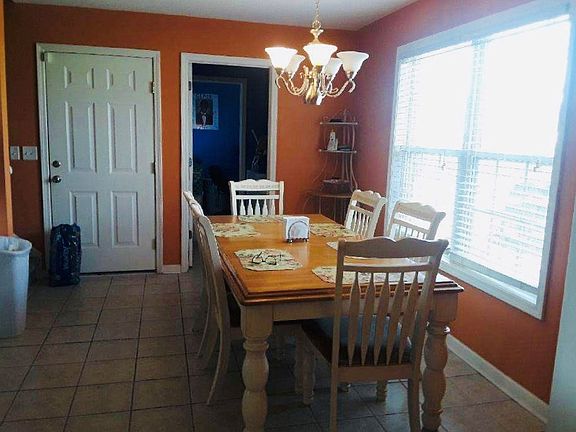 5th image of 1825 Escallonia Dr