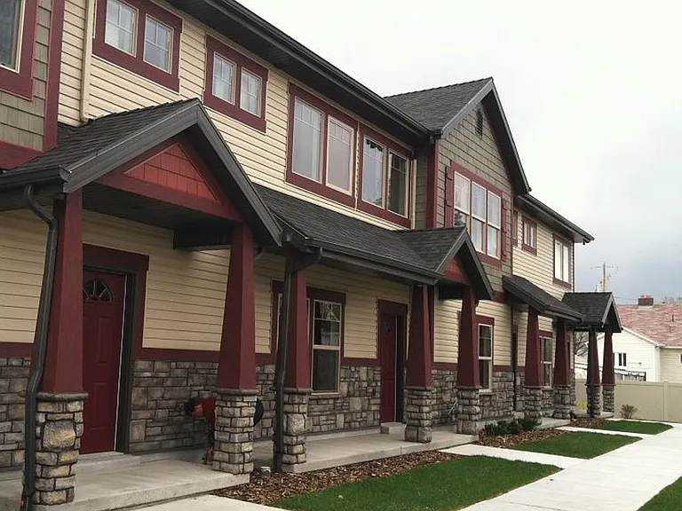 828 E Stratford Ave — Photo 13