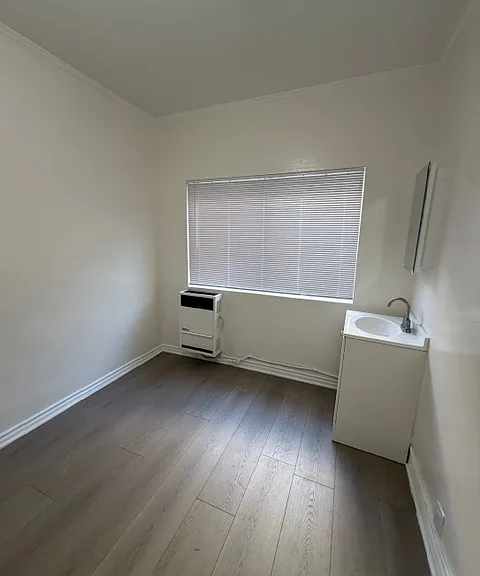 18th Street Apartments — Photo 26