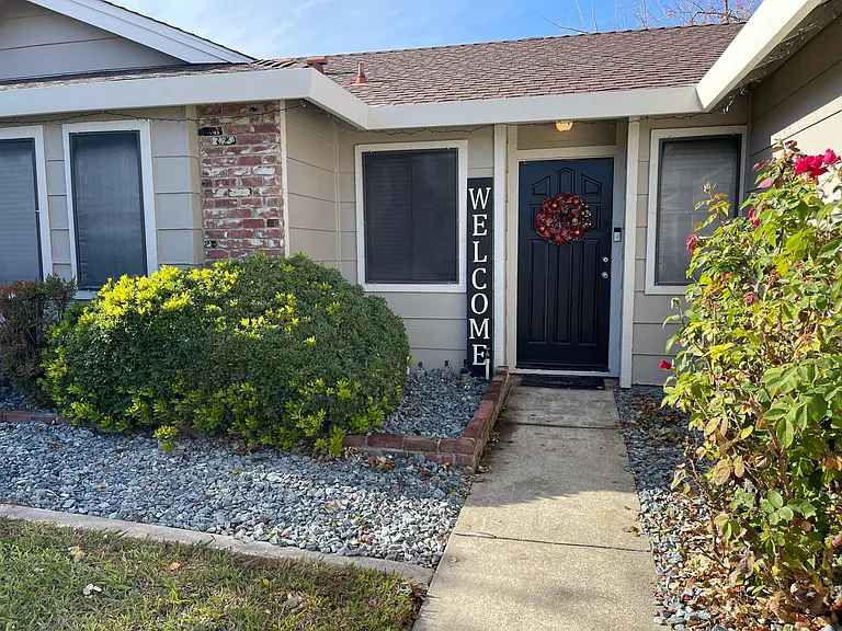 1251 Crescendo Dr — Photo 3