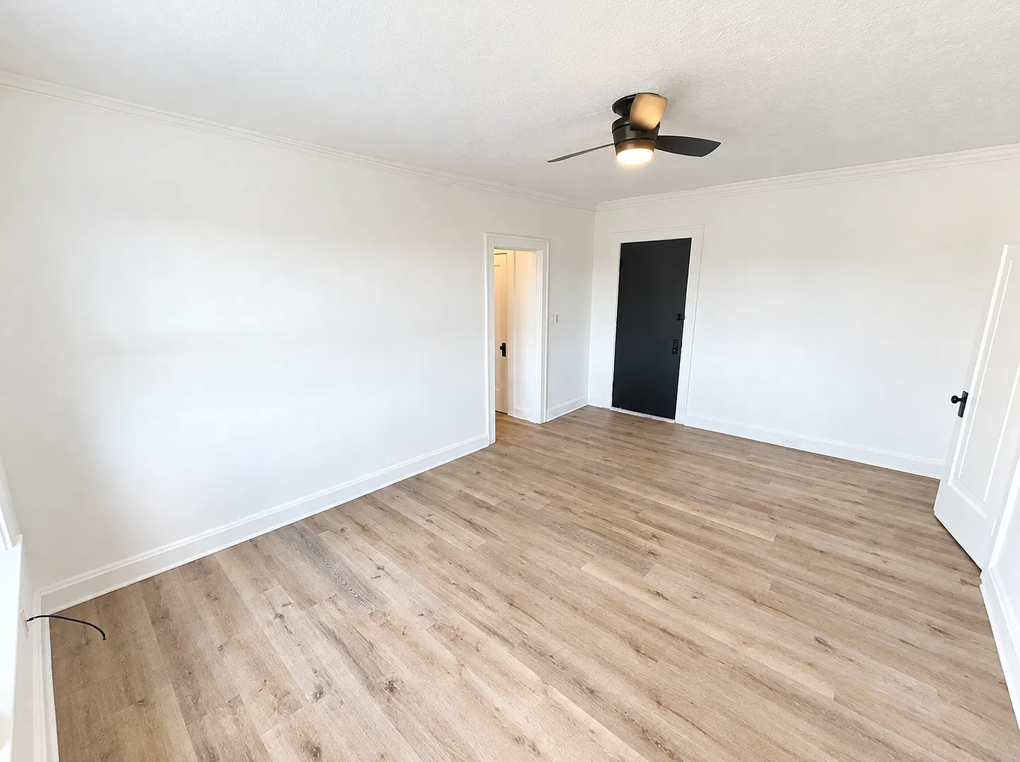 Plateau Apartments — Photo 2
