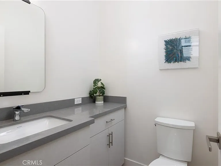 3920 Coast Hwy E — Photo 22