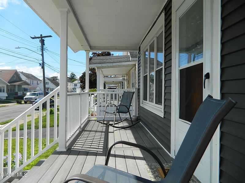 3rd image of 1355 Dewitt Street