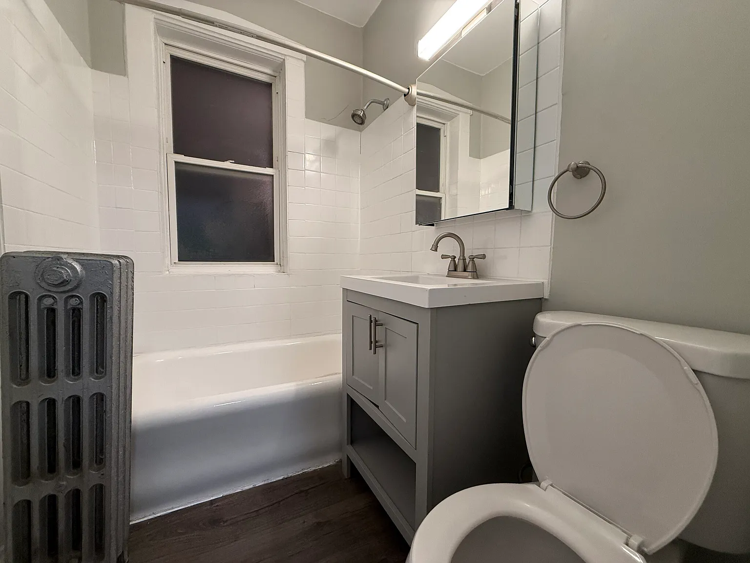 2 bed, 1.0 bath, 700 sqft, $1,595 — Photo 3