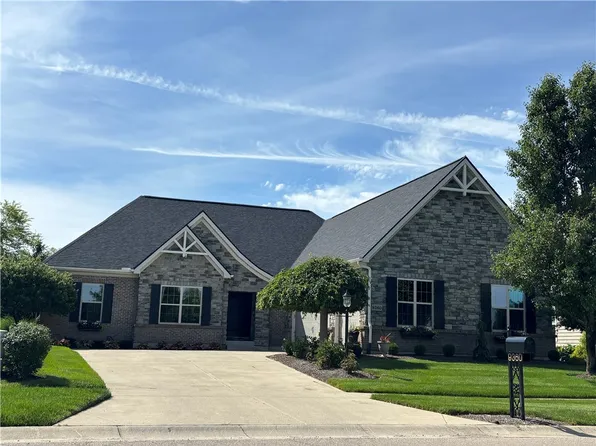 9360 Chaumont Ave, Centerville, OH 45458