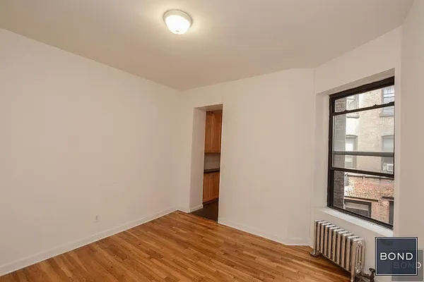 Rented by Bond New York | media 9