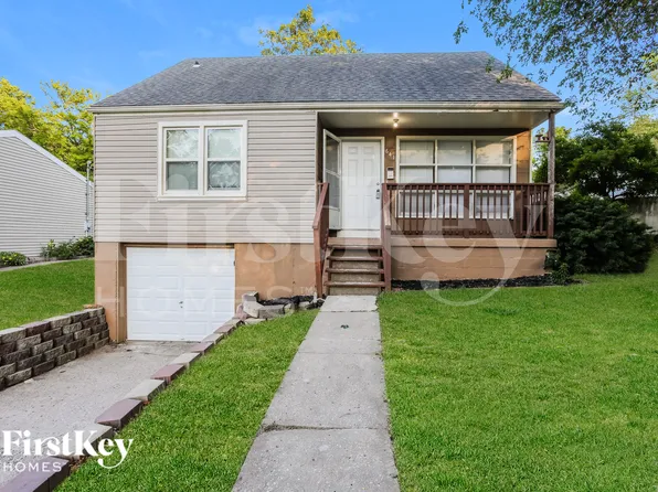 641 Dixie St, Liberty, MO 64068