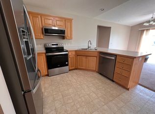 593 W 9th St #B, New Richmond, WI 54017
