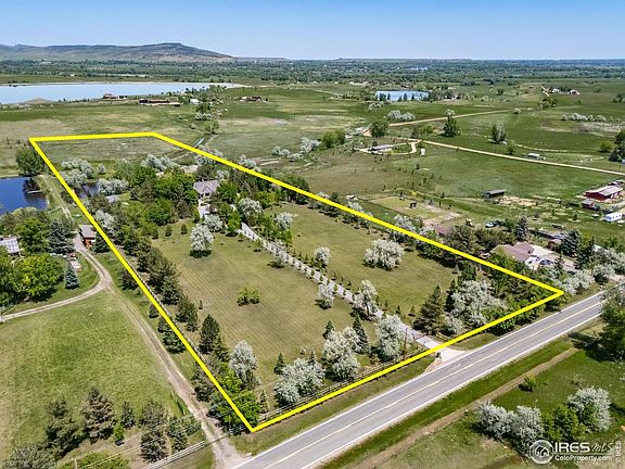 2nd image of 5575 Saint Vrain Rd