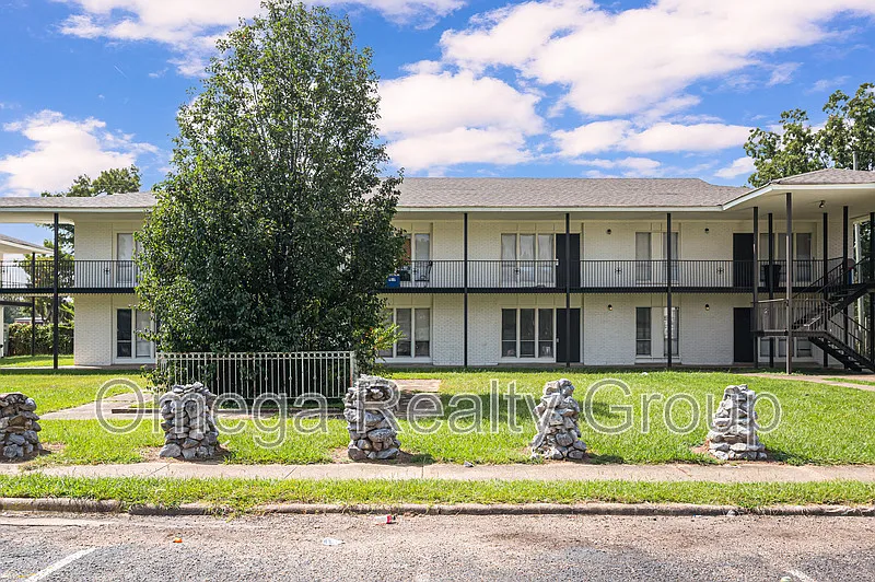 South Court Apartments