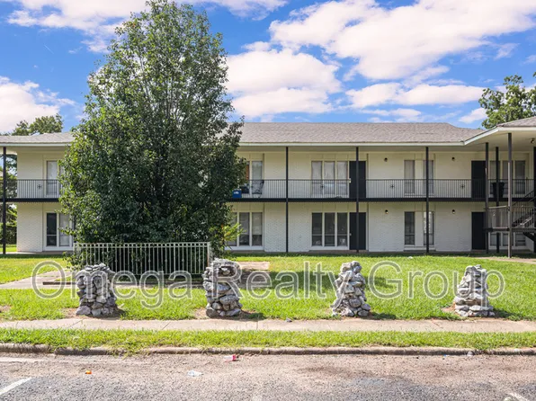 South Court Apartments