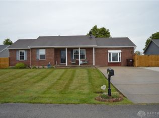 114 Dublin Ln, Saint Paris, OH 43072