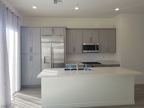 5th image of 941 Allister Fields Ln