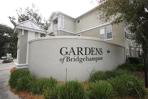 8290 Gate Pkwy W Photo 1