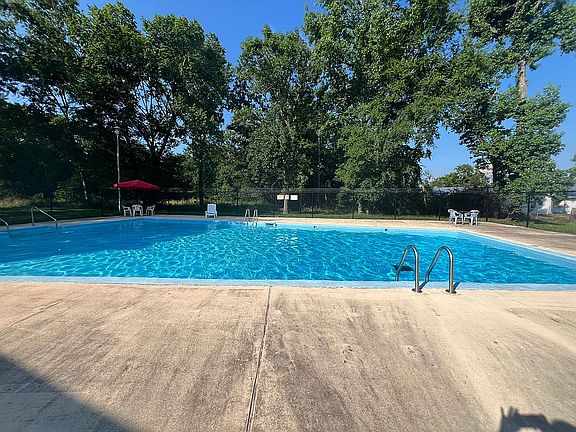 HOA pool adjoin to property 
