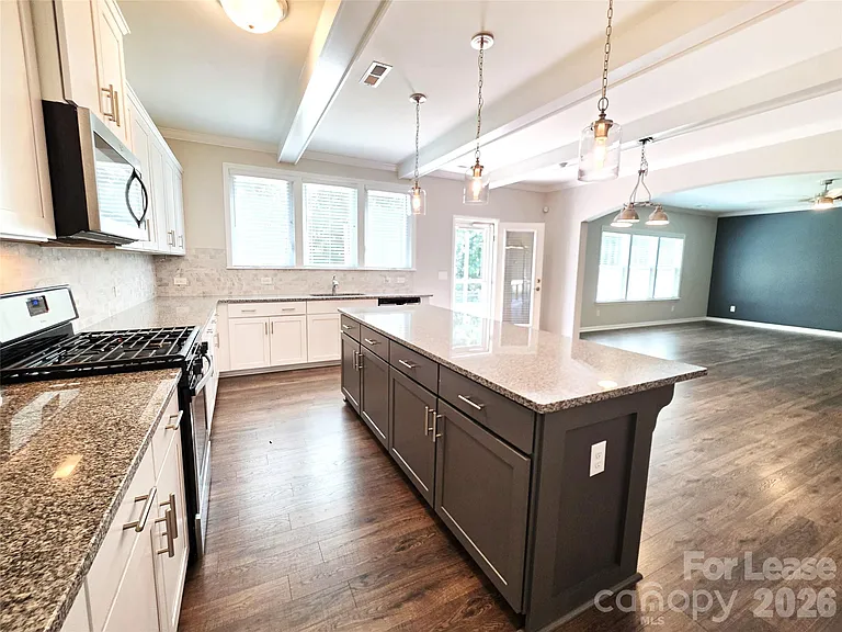 2053 Pine Siskin Ct — Photo 6