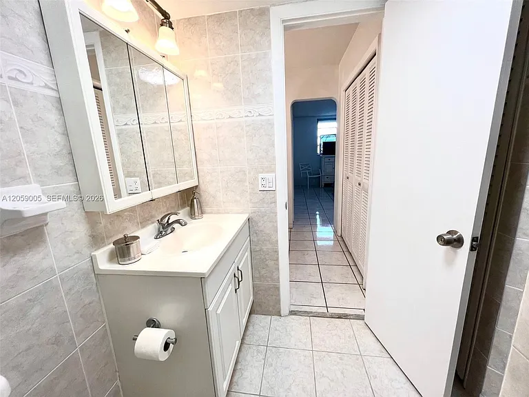3030 Marcos Dr #T302 — Photo 24