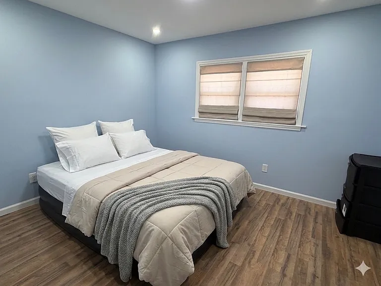 1747 Oneida St — Photo 25