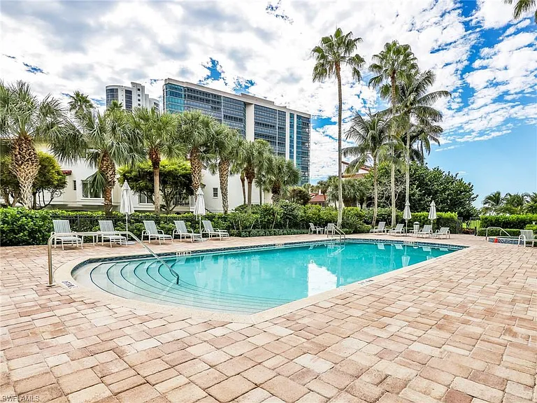 4751 Gulf Shore Blvd N #602 — Photo 39
