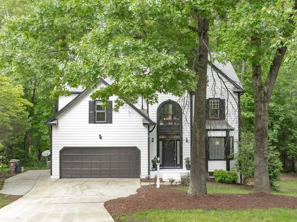 112 Langdale Pl, Cary, NC 27513