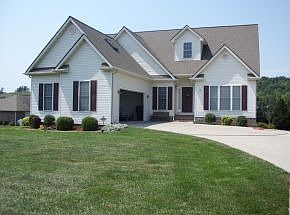 1st image of 140 Brittany Dr