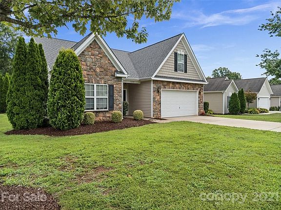 2nd image of 10182 Highland Creek Cir