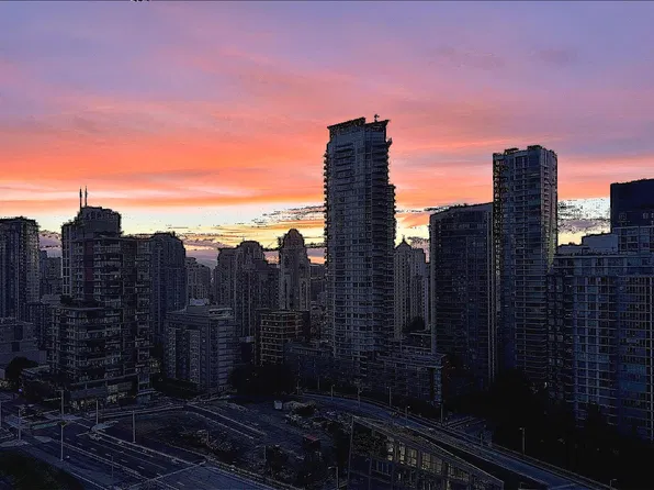 1480 Howe St #2611, Vancouver, BC V6Z 0G5
