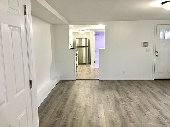 4th image of 104 Harrison Ave APT 1