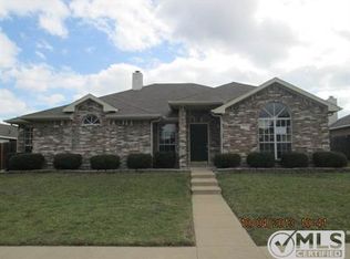 1248 Old Oak Dr, Cedar Hill, TX 75104