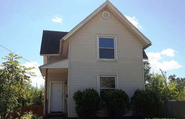 1st image of 1431 15th Ave