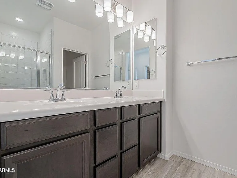 2669 S Peppertree Dr #106 — Photo 9